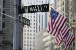 Chip Stock Sell-off Puts Downward Pressure on Broader Market